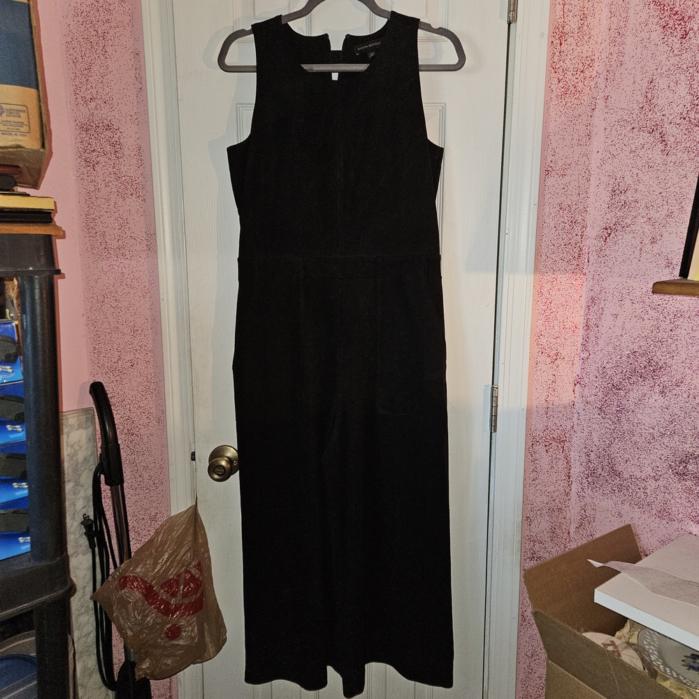 Elegant Black Sleeveless Jumpsuit